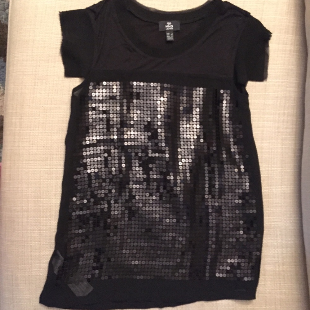 Black sequins top